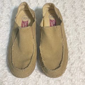 Tony Lama canvas slip on shoes. Size 10 1/2
